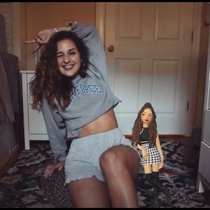 ⭐️MEET YOUR POSHER ⭐️